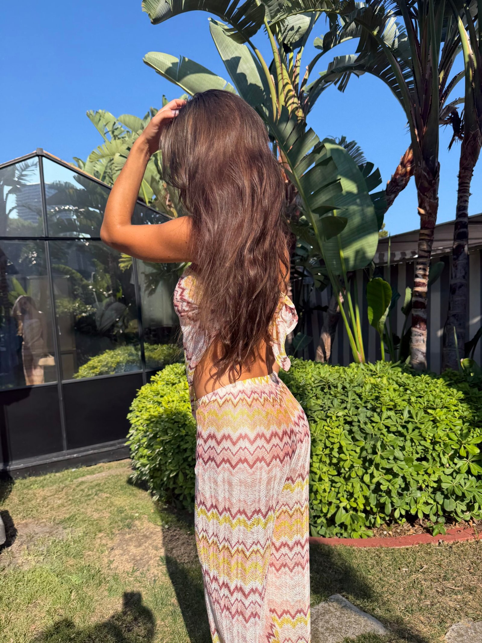 Nude shiny scarf